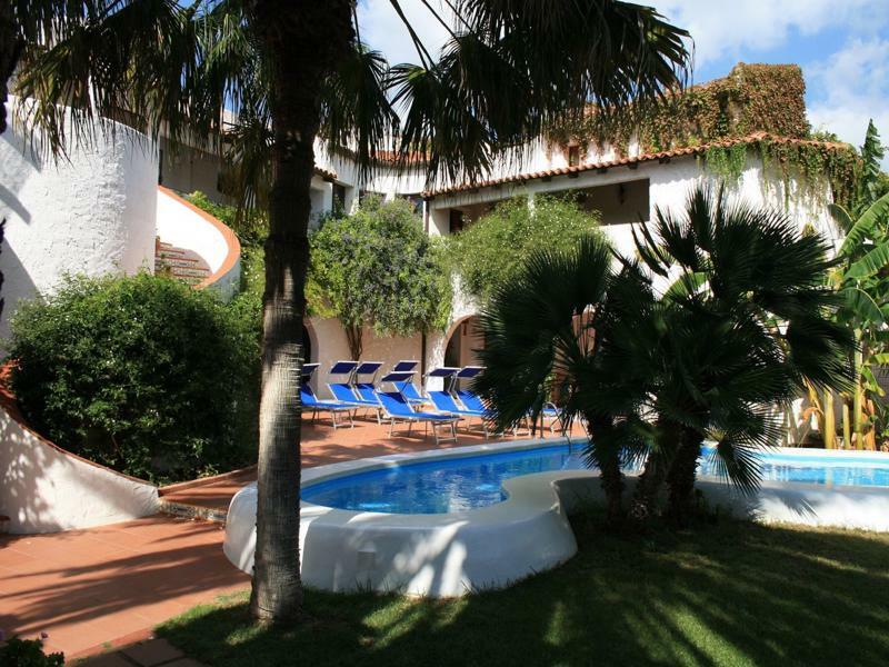 Hotel Villa Mediterranea Lido di Noto Esterno foto